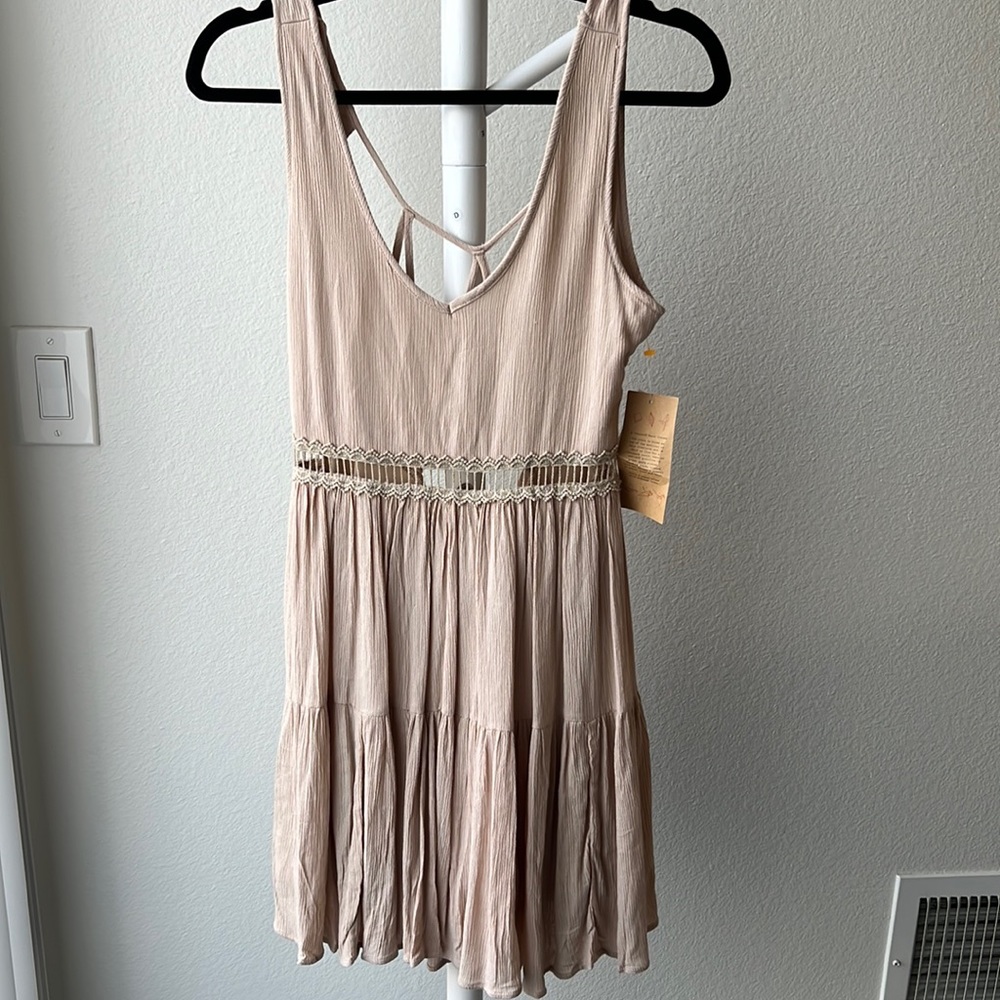 PAPER CRANE Bohemian Backless Cutout Summer Dress